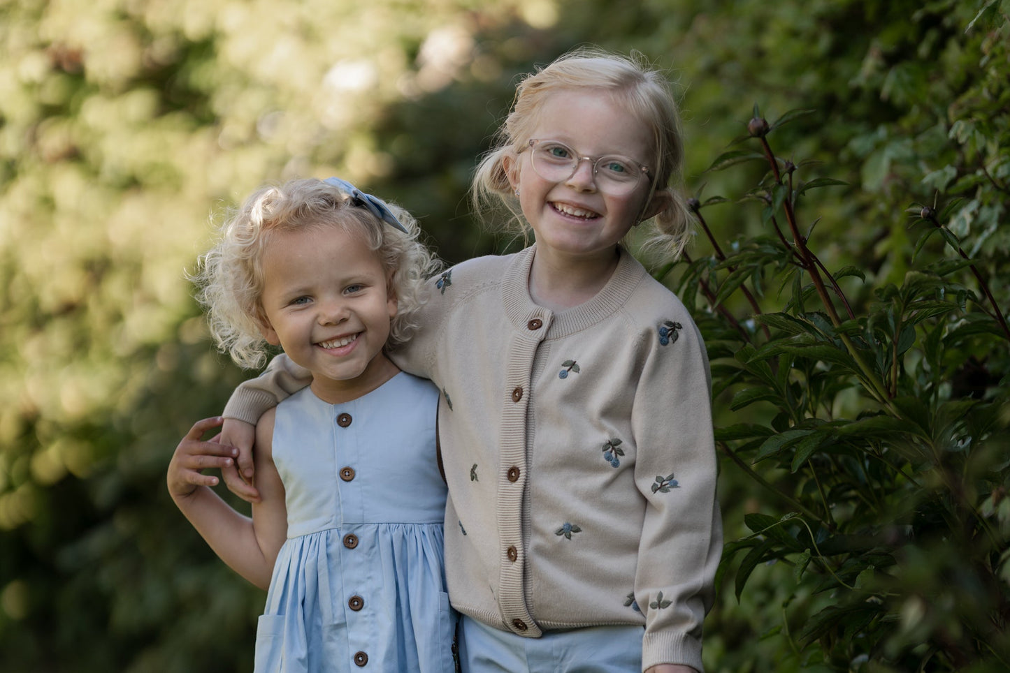 Hanevild Cardigant il børn, emd blåbær Blouses Summer sand