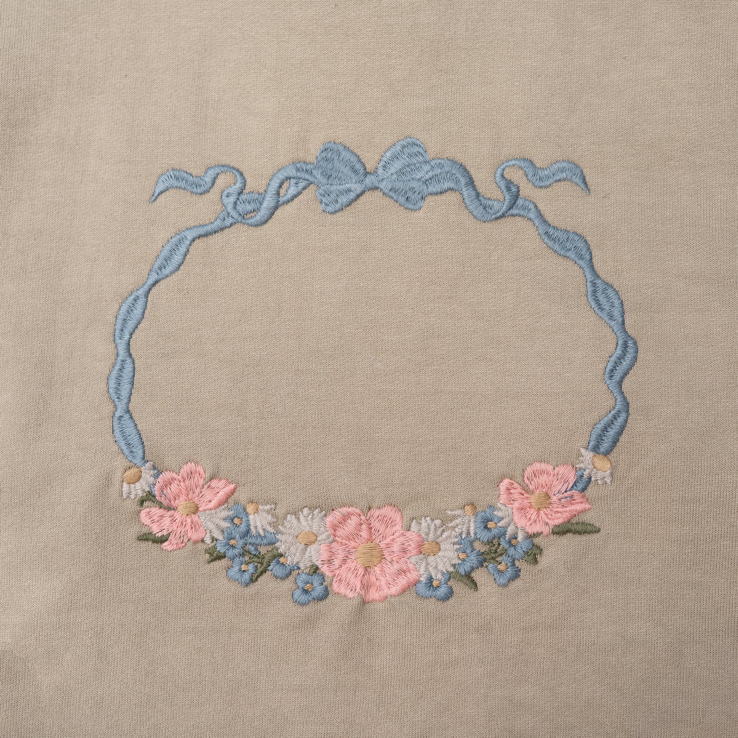 Hanevild Flower sweatshirt Blouses Crockery