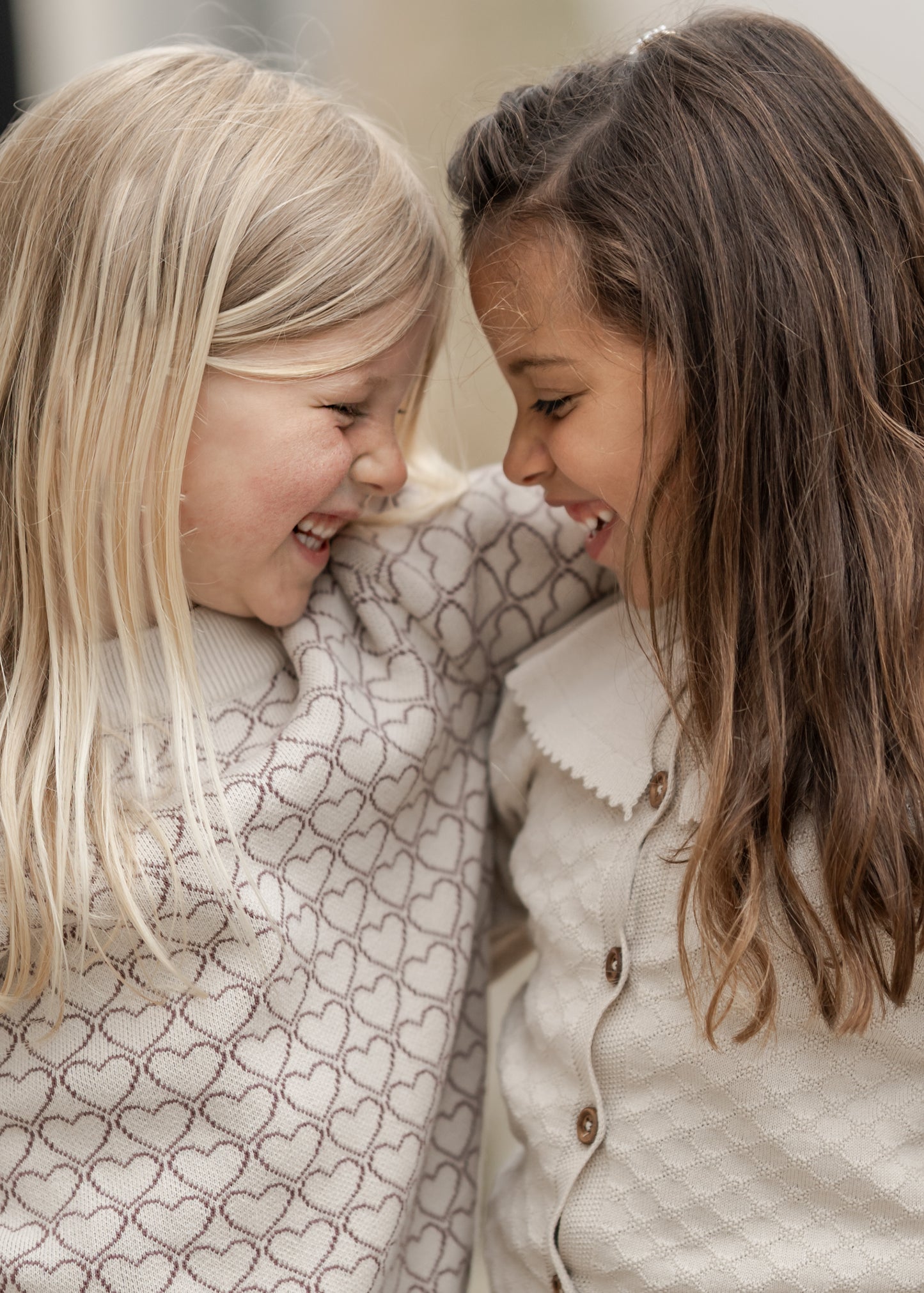 Hanevild Hjerte bluse til børn Blouses Summer sand