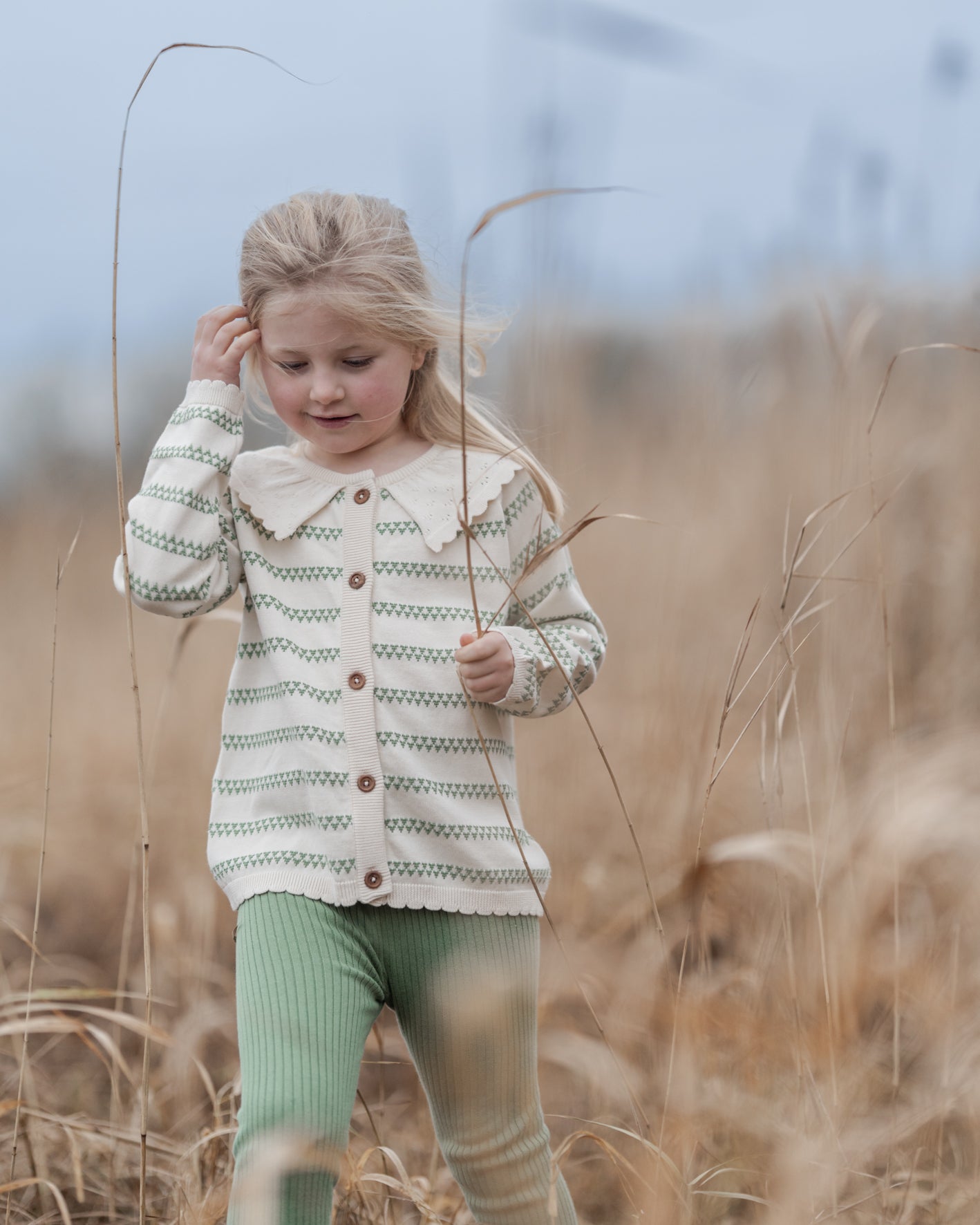 Hanevild Hjerte cardigan Blouses Shale green