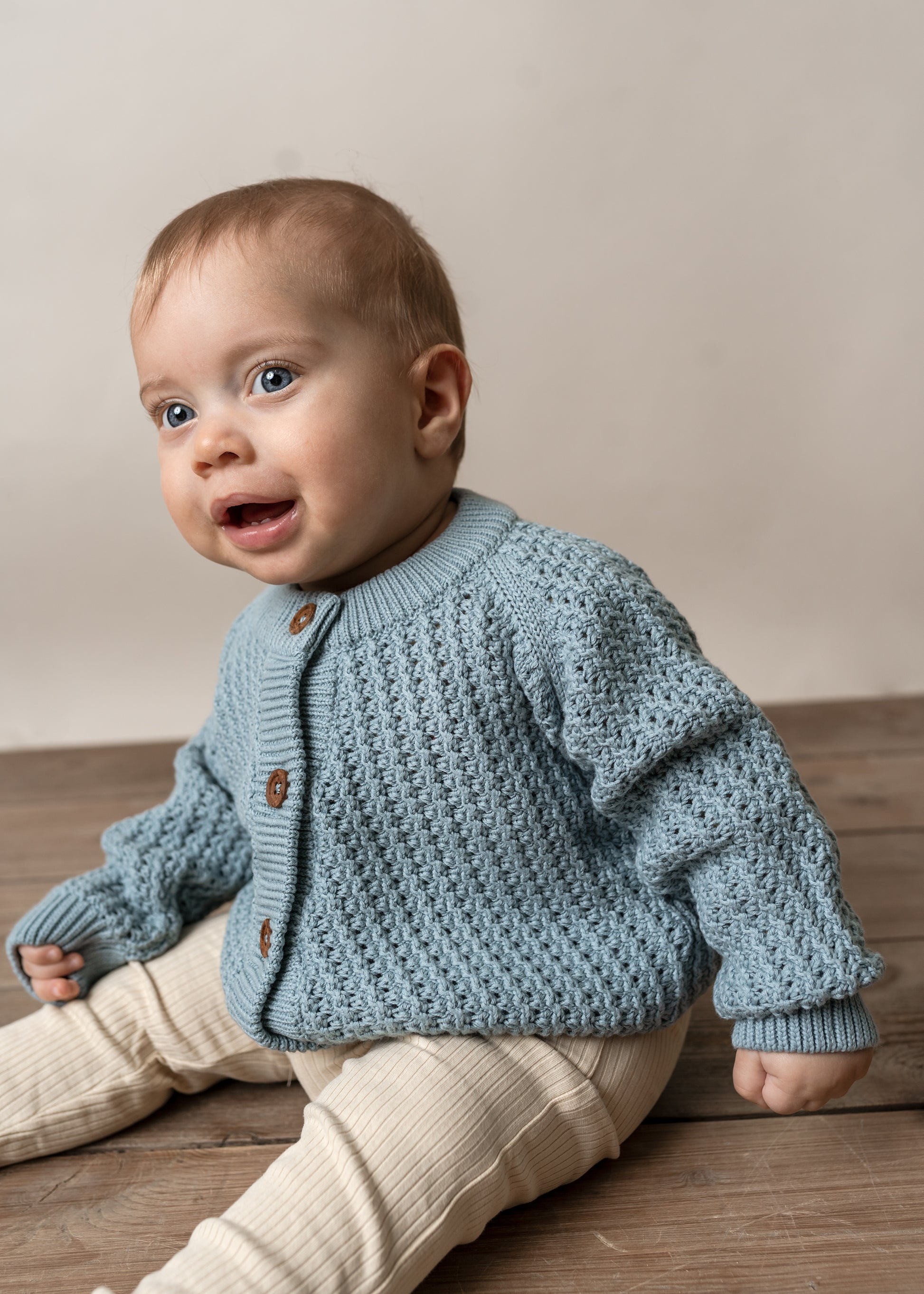 Hanevild Morten cardigan - cardigan til baby Blouses Arona