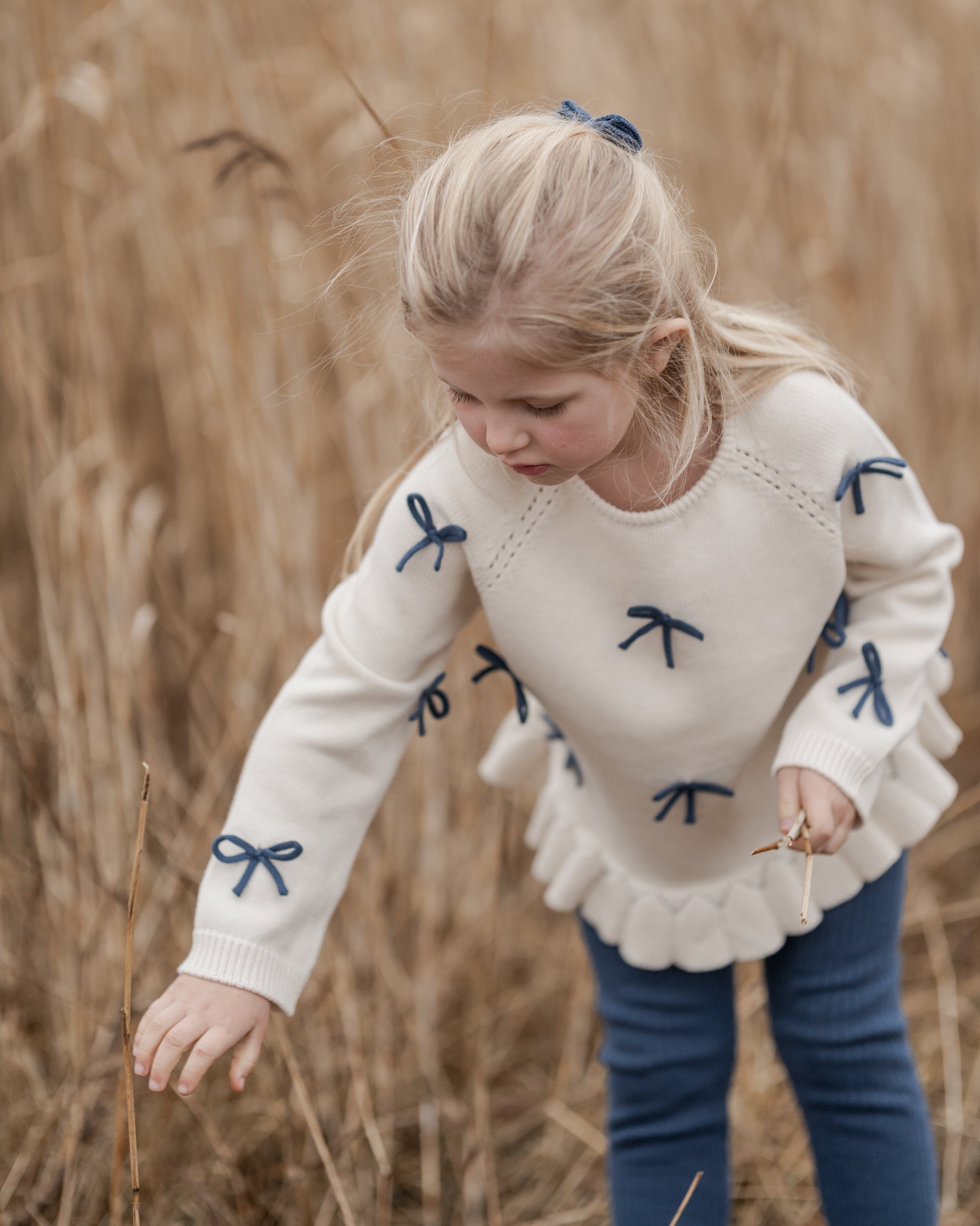 Hanevild Sløjfe sweater Blouses Ivory
