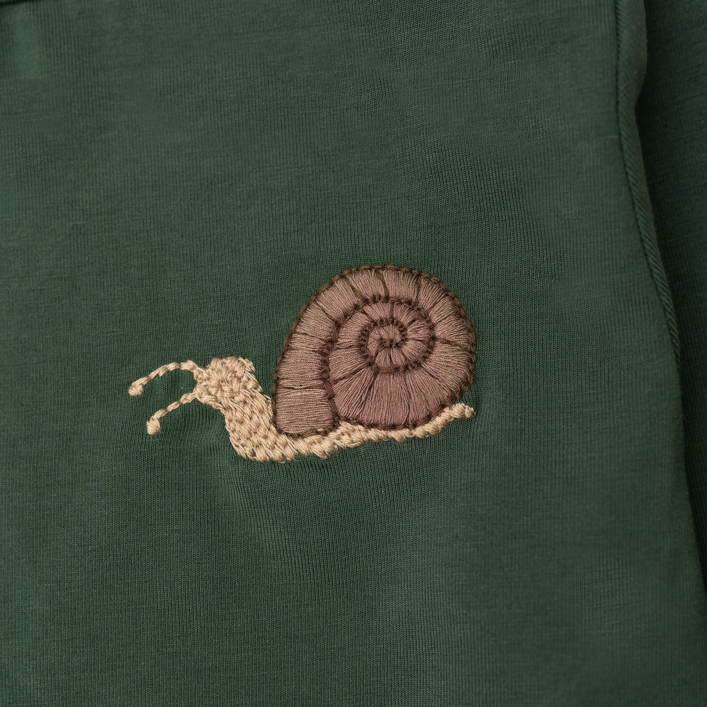 Hanevild T-shirt snail Blouses Green gables