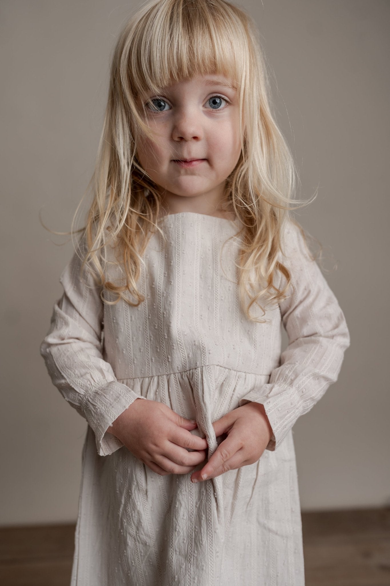Blonde kjole - Hanevild