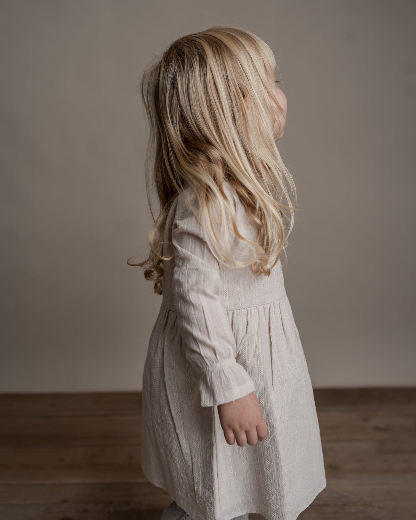 Blonde kjole - Hanevild