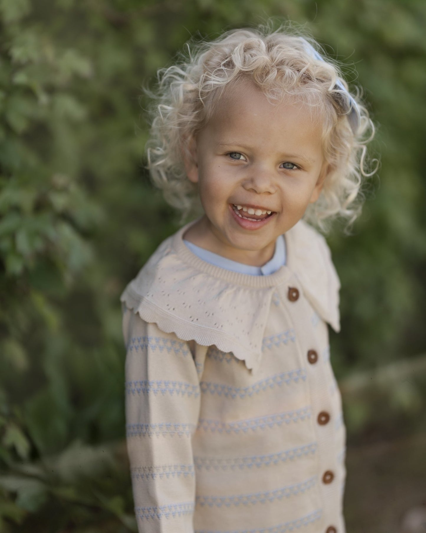 cardigan med hjerter - Kentucky blue - Hanevild