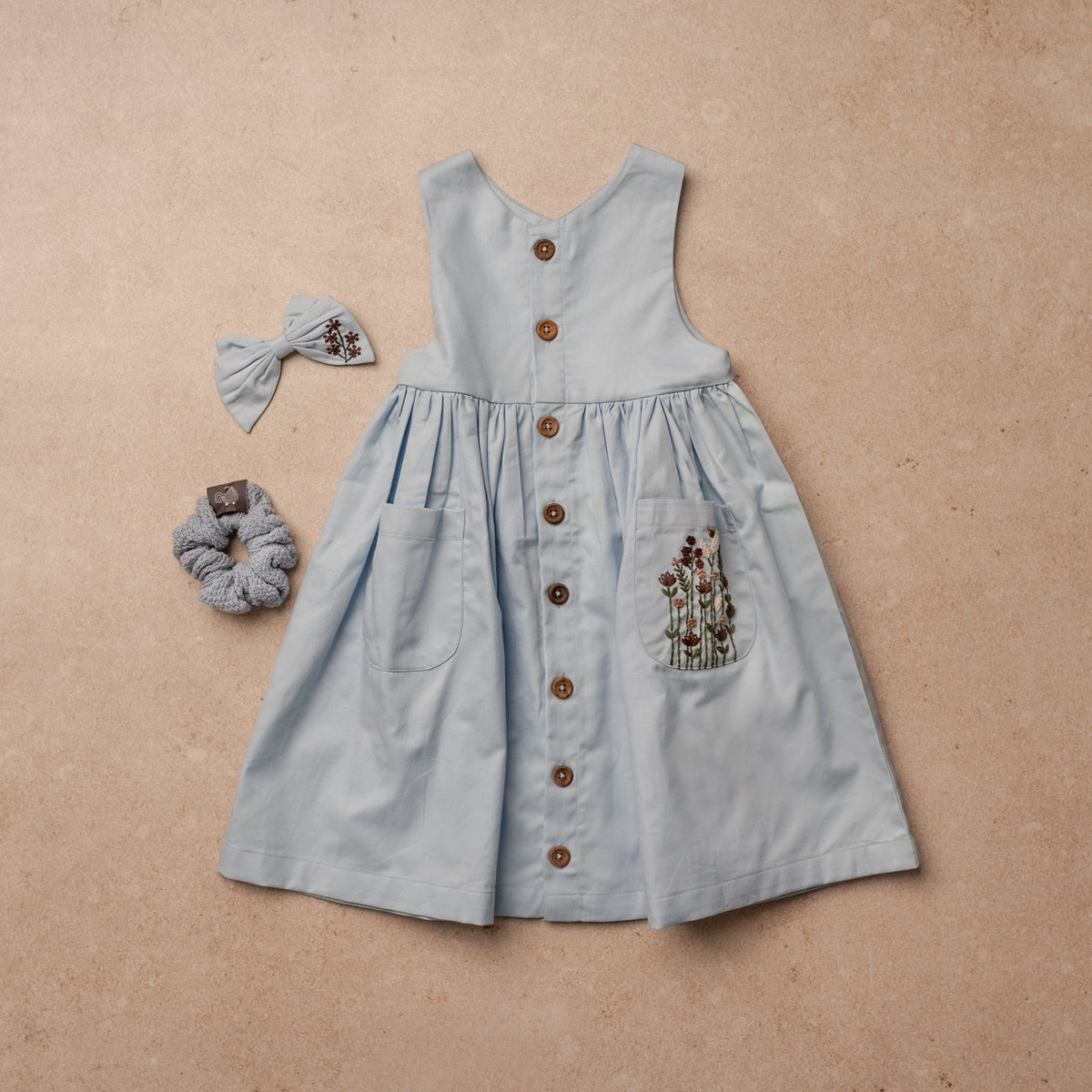 Sine kjole - Kentucky blue - Hanevild