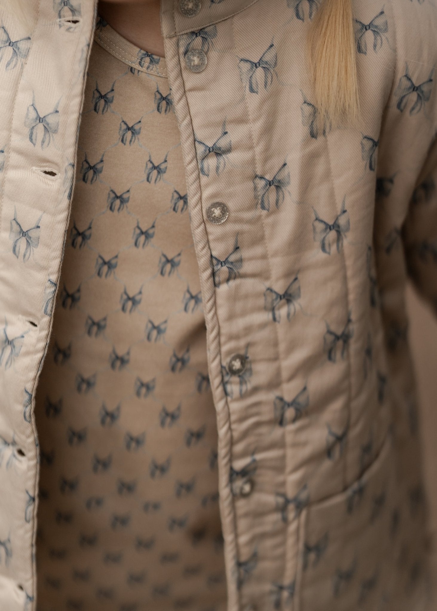 Sløjfe bluse - til piger - Summer sand - Hanevild