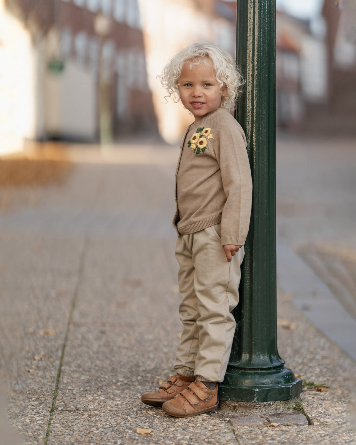 sunflower cardigan – sand - økologisk bomuld - Hanevild